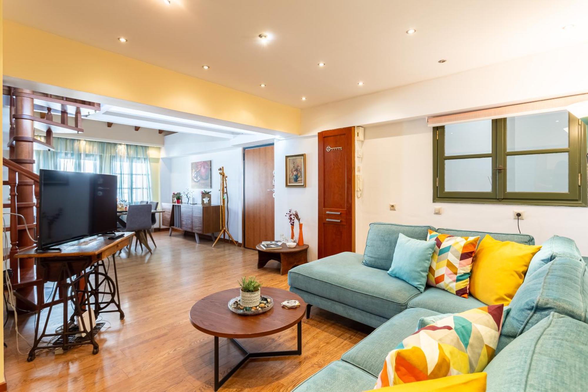 Lito'S Central Gem - Cozy Dream Getaway Kalamata Bagian luar foto