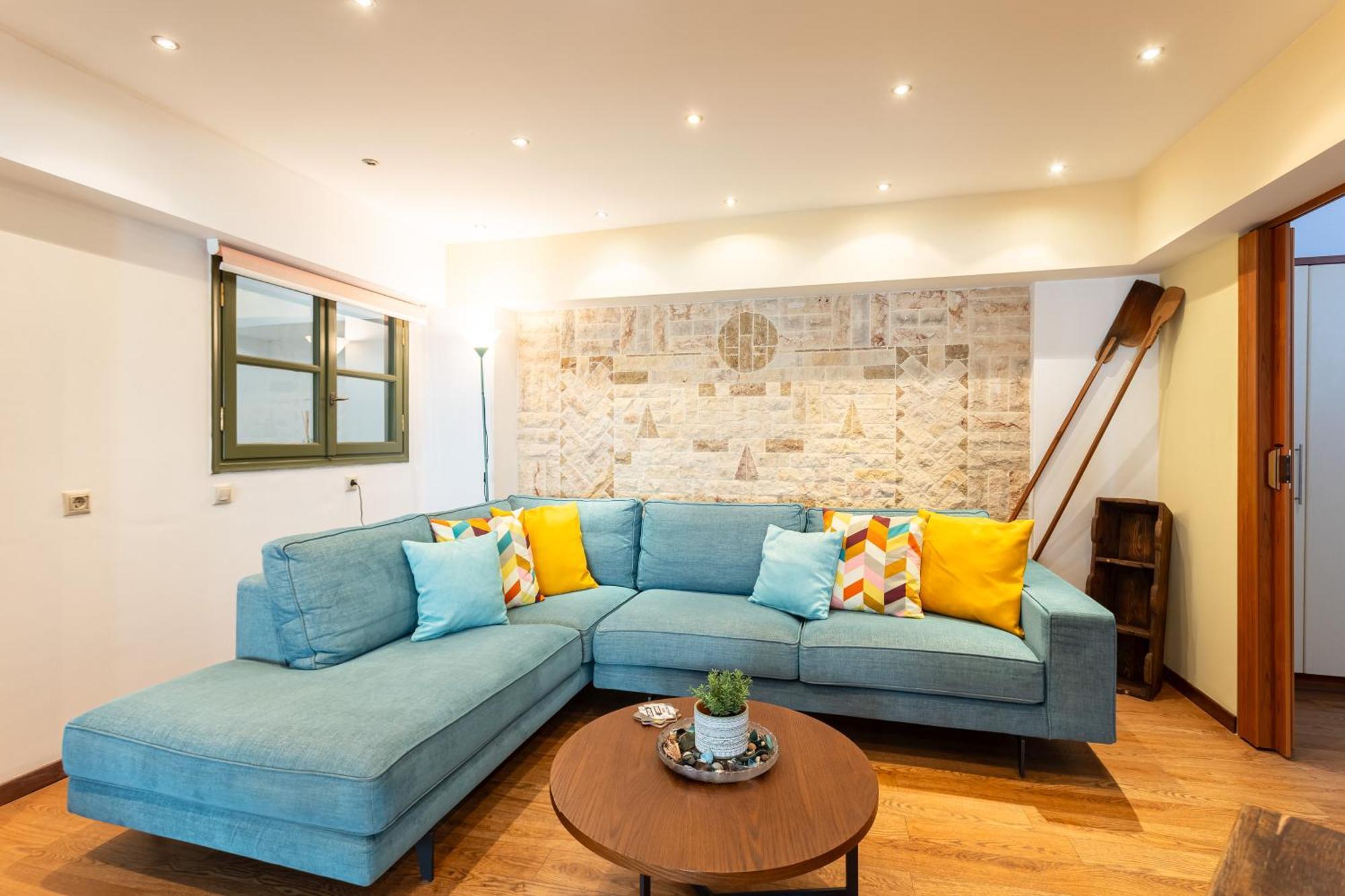 Lito'S Central Gem - Cozy Dream Getaway Kalamata Bagian luar foto