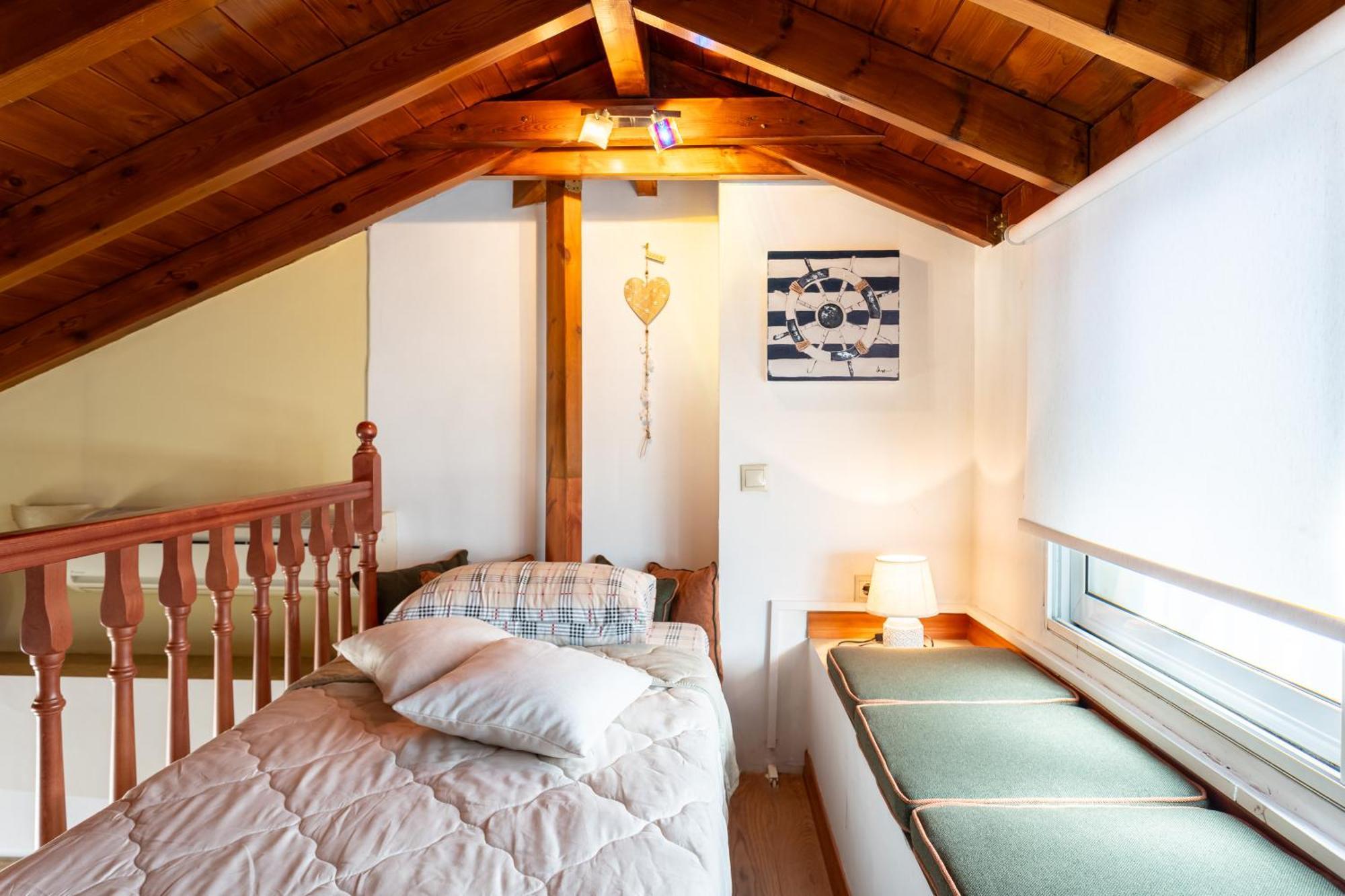 Lito'S Central Gem - Cozy Dream Getaway Kalamata Bagian luar foto